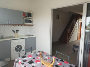 Appartement T2 duplex climatisé - Résidence Port Caraïbes